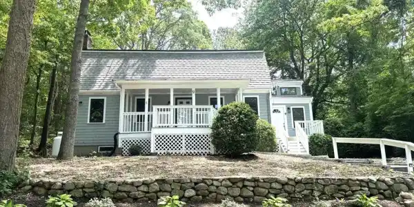 9 Colt Ln