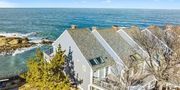 14 Oceanside Dr