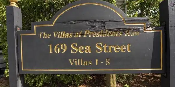 169 Sea St