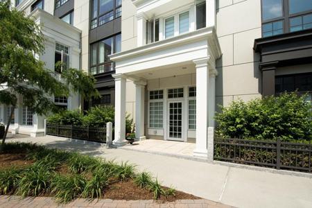 10 Shipyard Dr