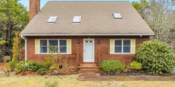 79 Pinewood Cir