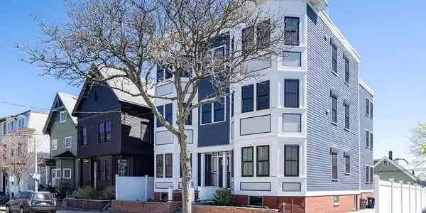 189 Trenton Street