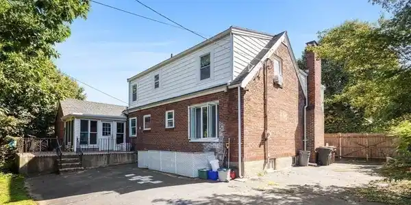 46-50 Lynnway