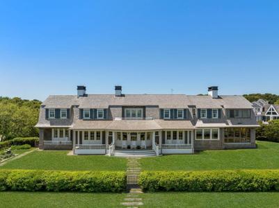 150 East Chop Dr