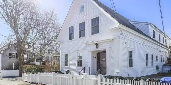 4 Franklin Street