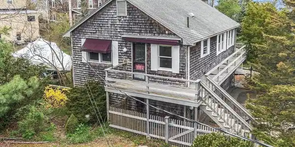 5 Nikolane Way