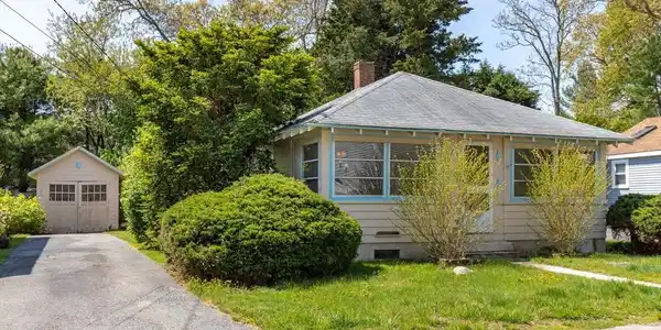 40 Silver Beach Ave