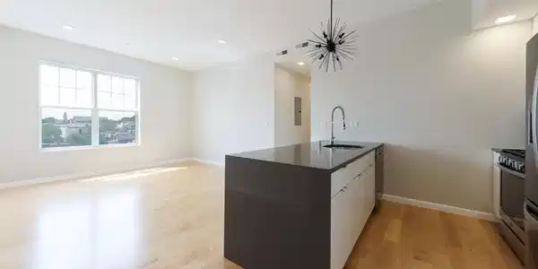 87 Parker St