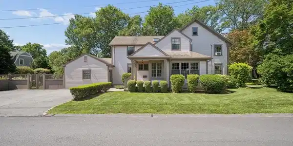 11 Prospect St
