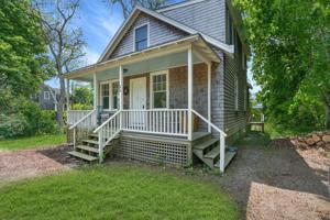 26 Midland Ave