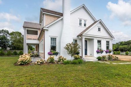 2 Somerset Ln