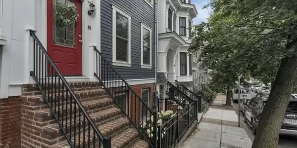 18 Linden St
