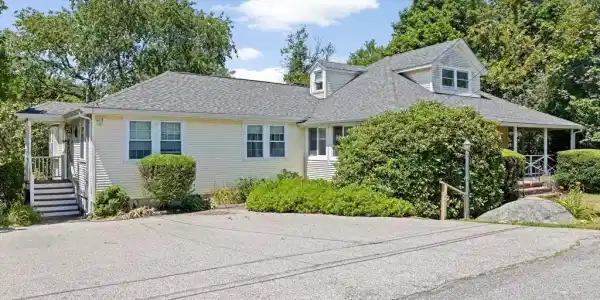 24 Fay Road