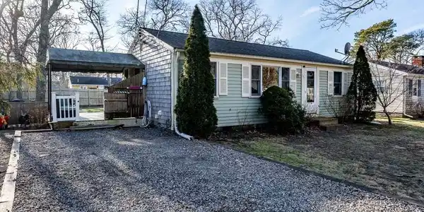 15 Circuit Rd E