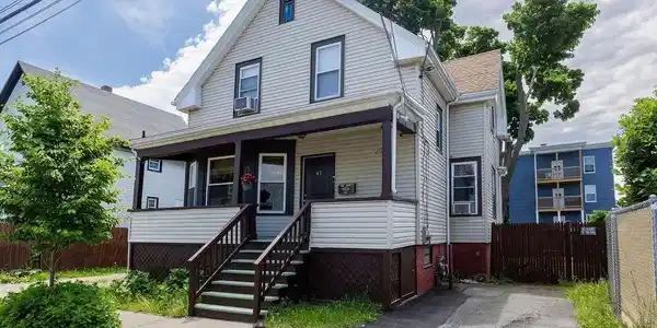 67 Oakville St