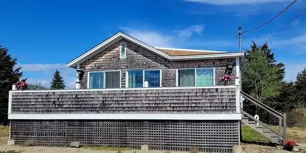 44 Old Point Rd.