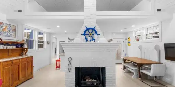 45 Longwood Ave