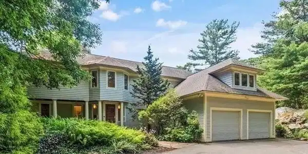 33 Forster Rd