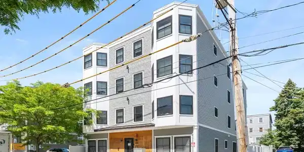 208 Spencer Avenue