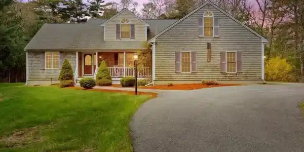 185 Great Neck Rd