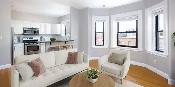 529 E Broadway