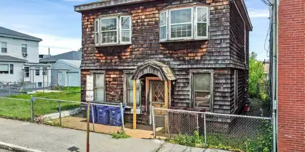 33 Elmwood St