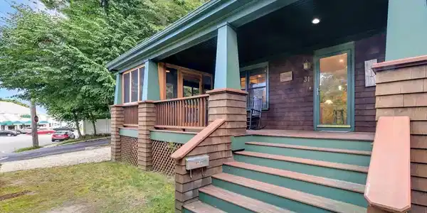 31 Sayward St