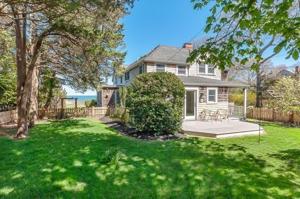 1 Wamsutta St