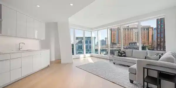 150 Seaport Boulevard