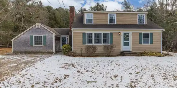124 Grove St