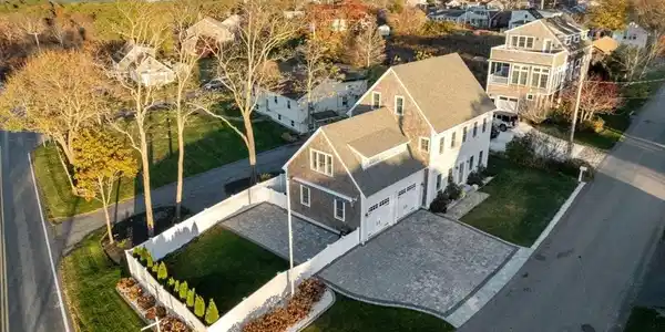 1 Dillingham Ave