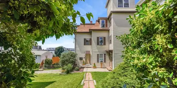 346 Durfee St