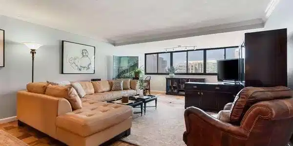 9 Hawthorne Pl