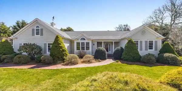 80 Clipper Way