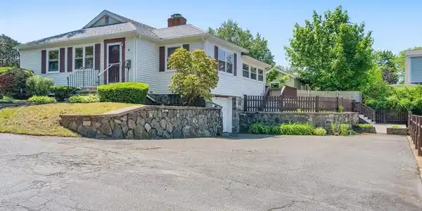 66 Overlook Rd