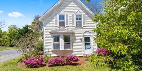 34 Oak Street