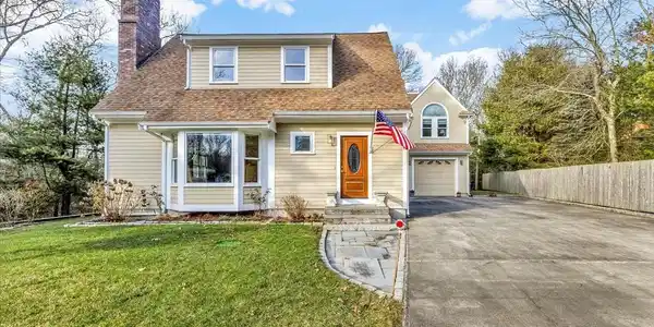 10 Rockledge Dr