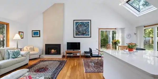 12 Crowell Road