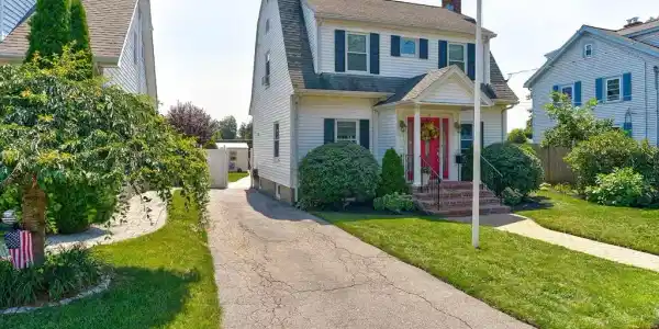 33 Samoset Ave