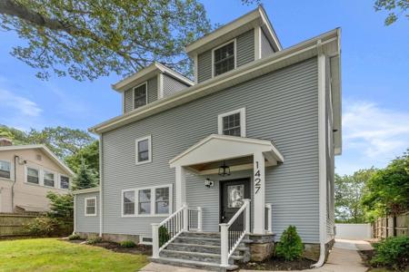 1427 Quincy Shore Dr