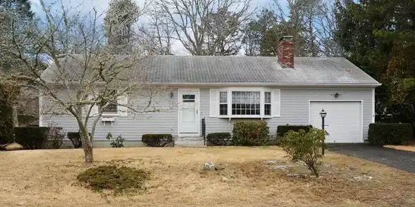 9 Pennstar Ln