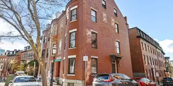 2 Washington Street