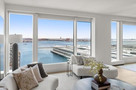 150 Seaport Boulevard