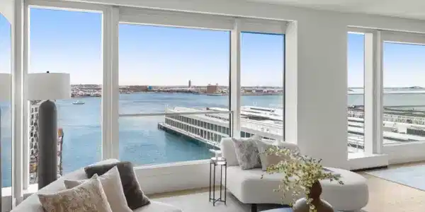 150 Seaport Boulevard