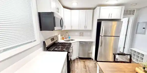 67 Cottage St