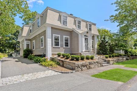 33 Fearing Rd