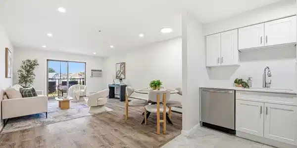 595 Revere Beach Pkwy