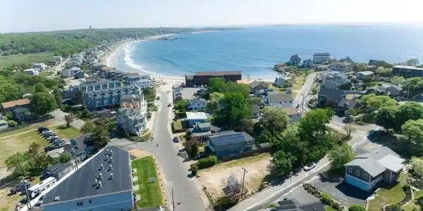 2 Long Beach Rd