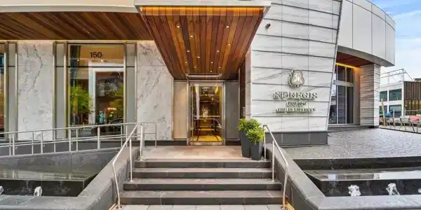 150 Seaport Boulevard