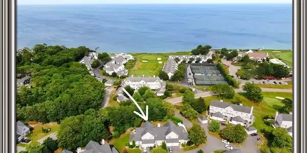 90 Fairway Dr